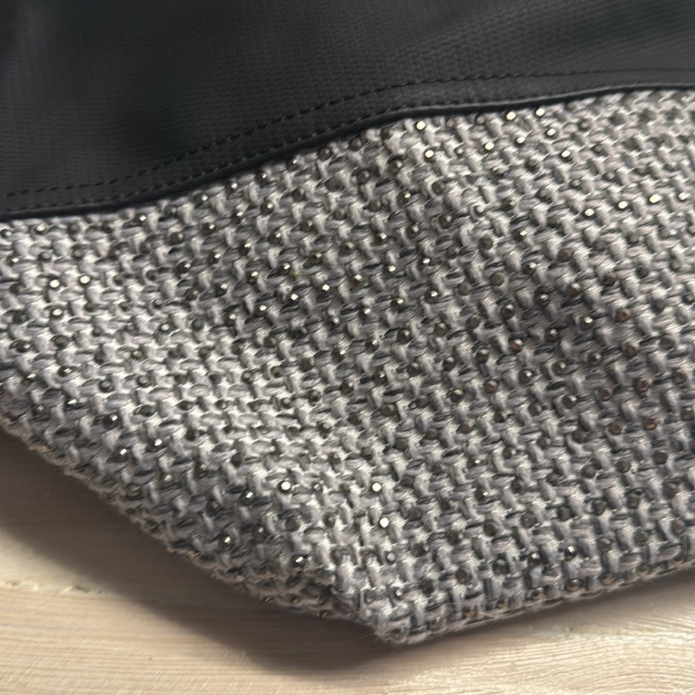 Purse - Picture 2 of 7